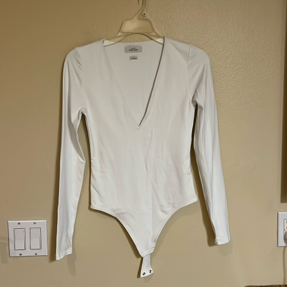 Aritzia Babaton Contour bodysuit